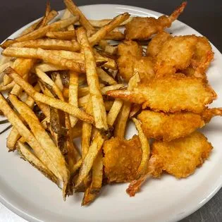 Shrimp Basket with Fair Fries